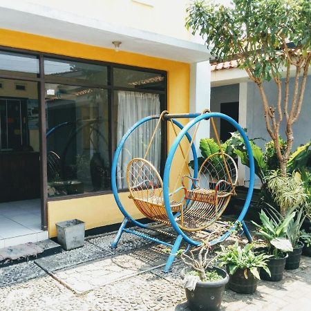 Hotel Gunung Slamet Purwokerto Buitenkant foto