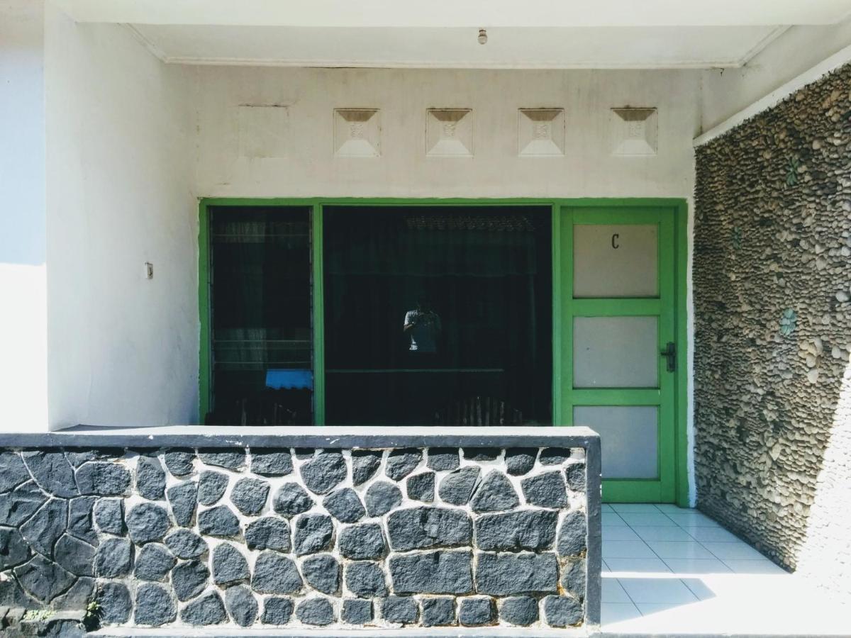 Hotel Gunung Slamet Purwokerto Buitenkant foto