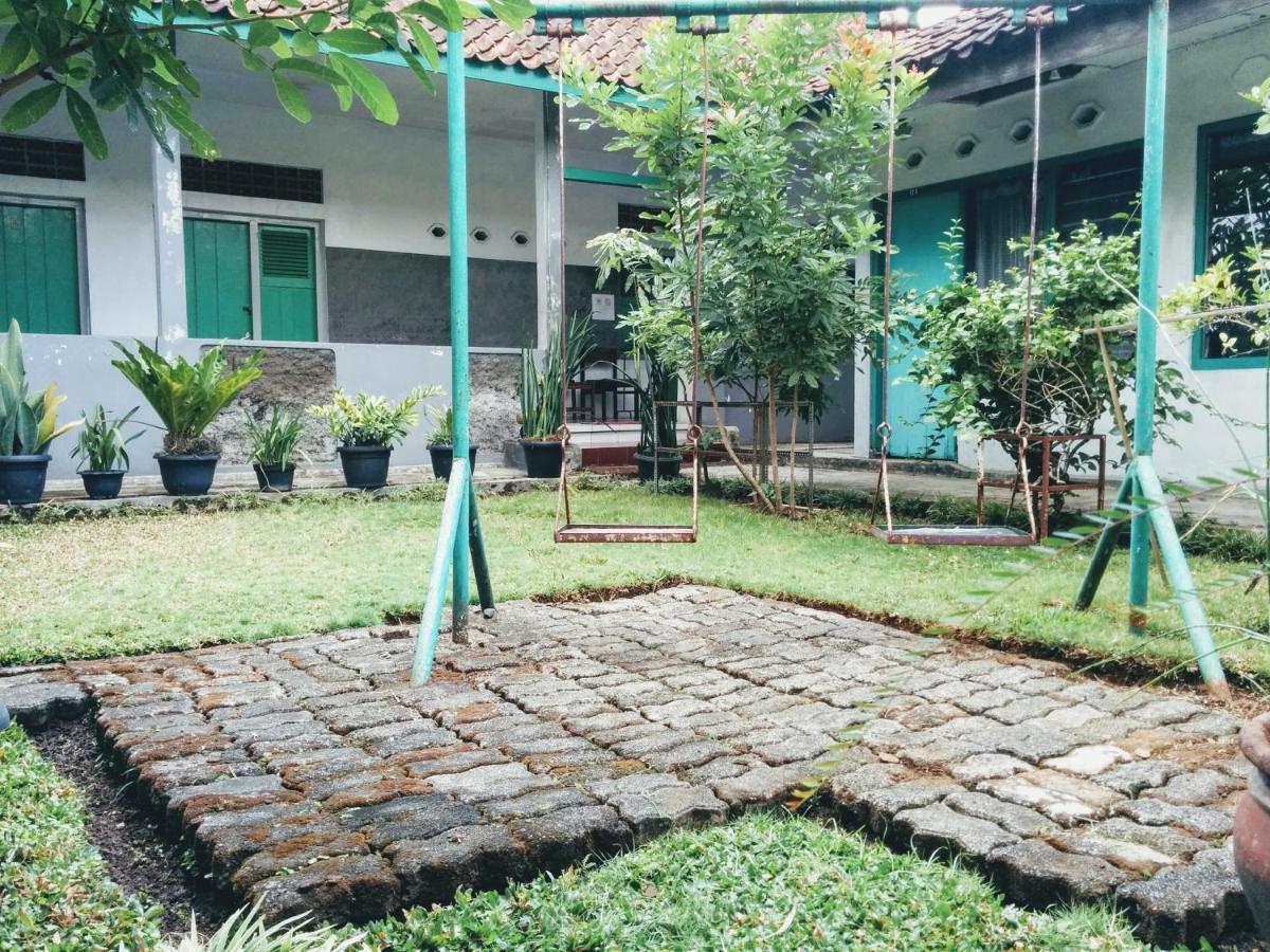 Hotel Gunung Slamet Purwokerto Buitenkant foto