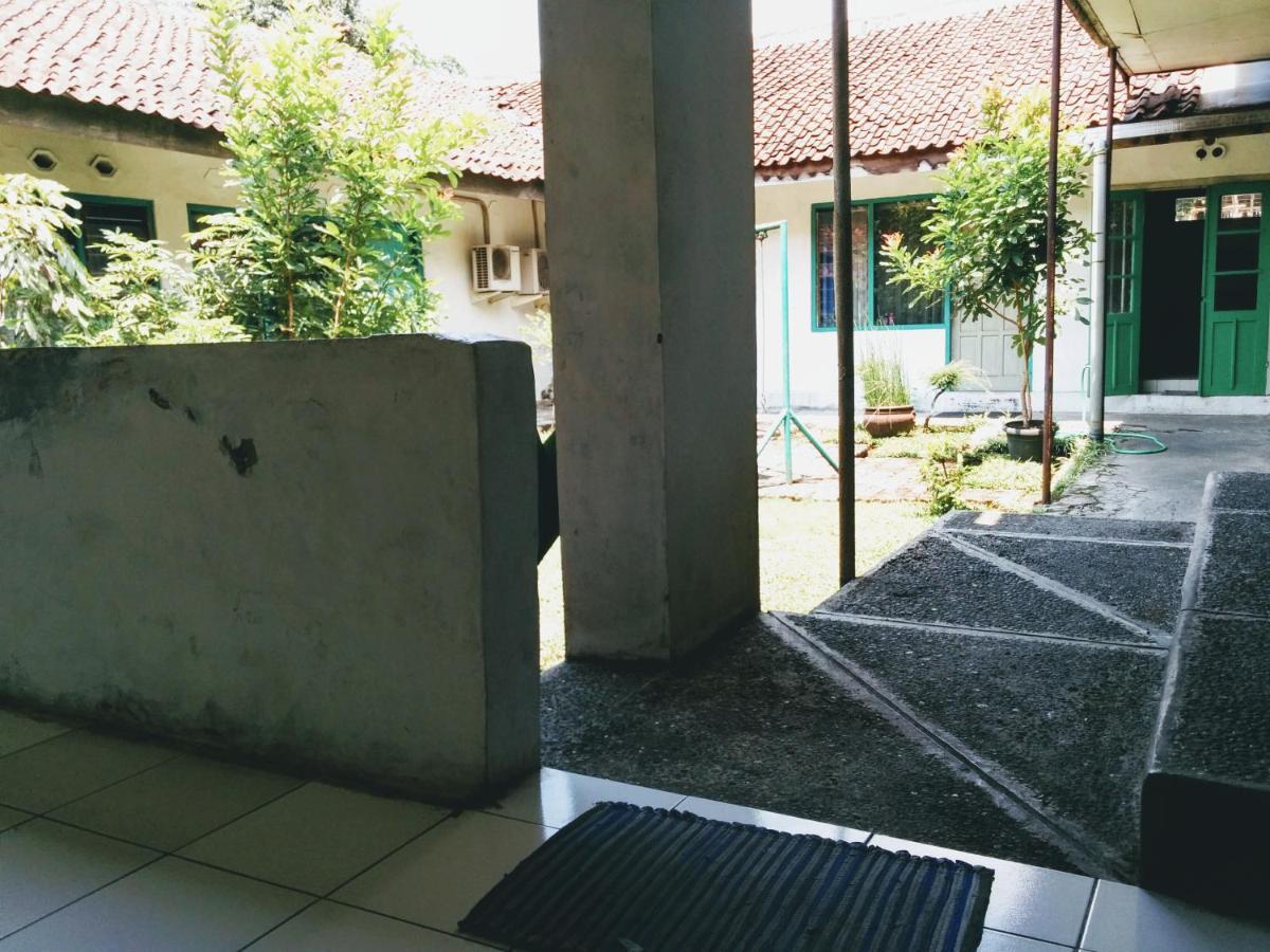 Hotel Gunung Slamet Purwokerto Buitenkant foto