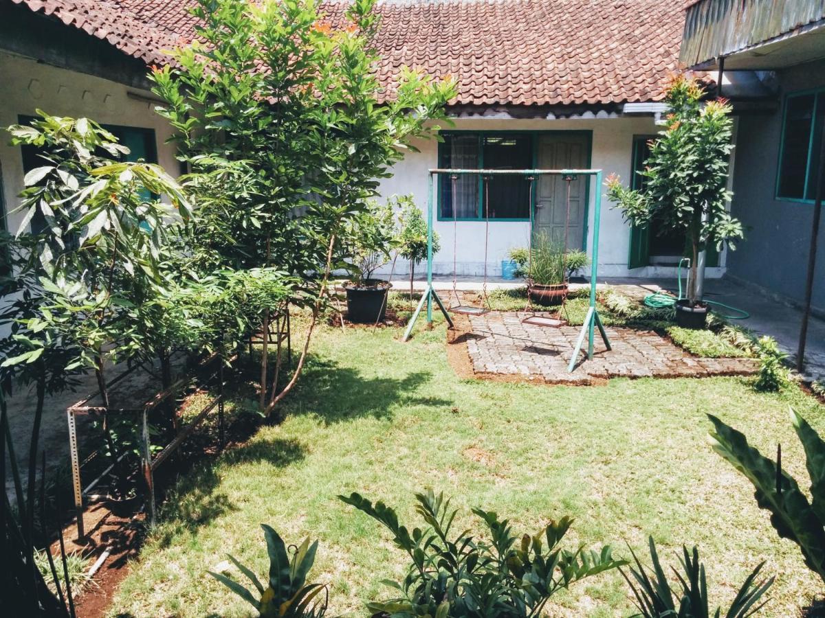 Hotel Gunung Slamet Purwokerto Buitenkant foto